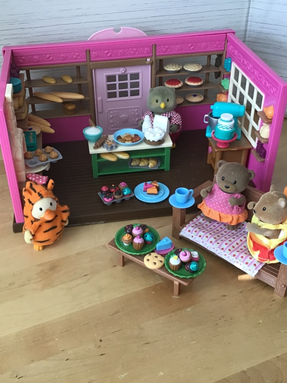Lil Woodzeez Bakery and Accessories